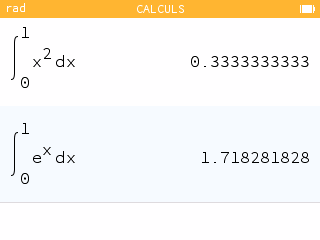Calculs NumWorks affichant les intégrales de x² et e^x sur [0;1]